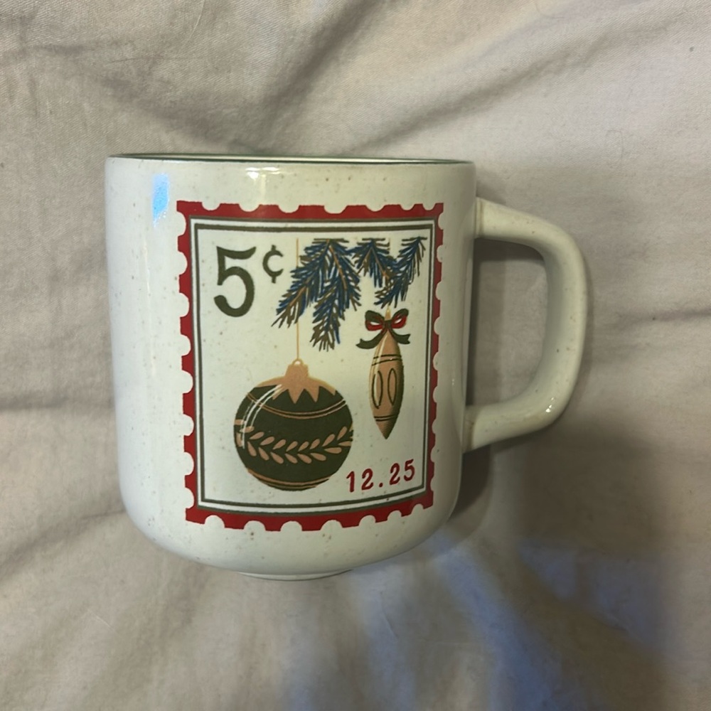 Hearth hand mug